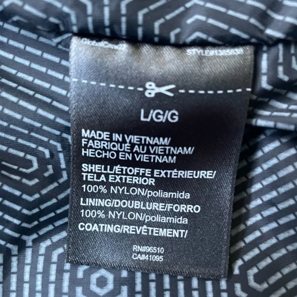 Under Armour Black Vest - Picture 5 of 5